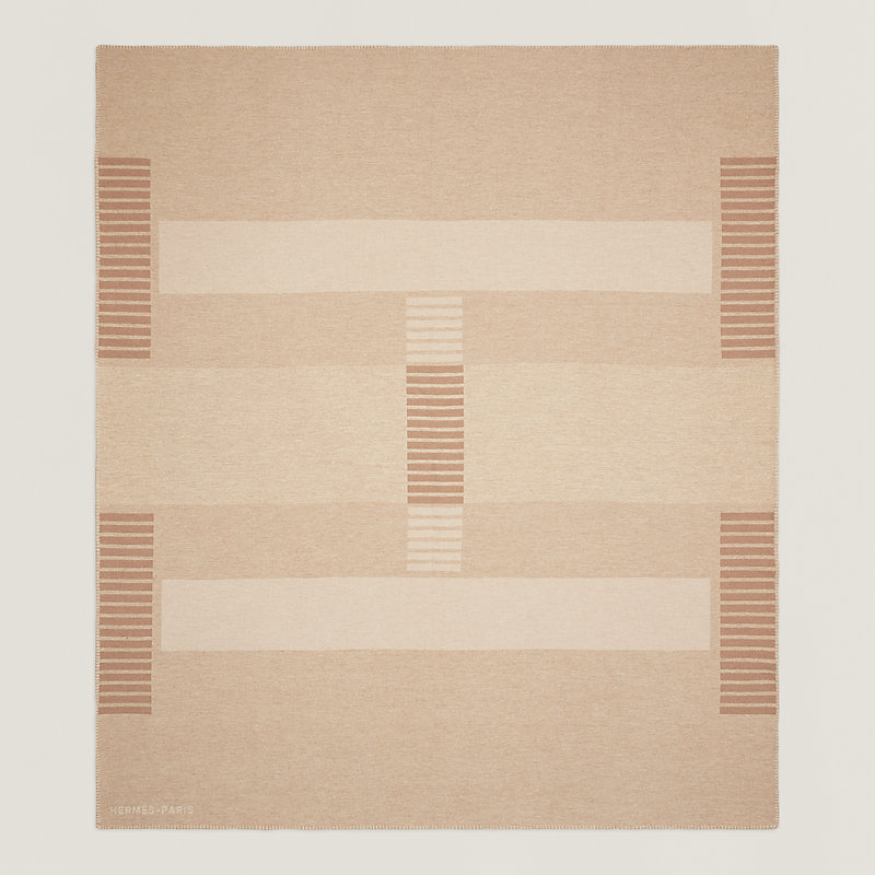 h-tape-bed-cover--104334M 02-